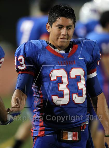 Thumbnail 2 in Rouse @ Leander photogallery.