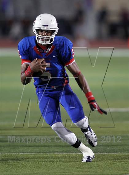 Thumbnail 1 in Rouse @ Leander photogallery.