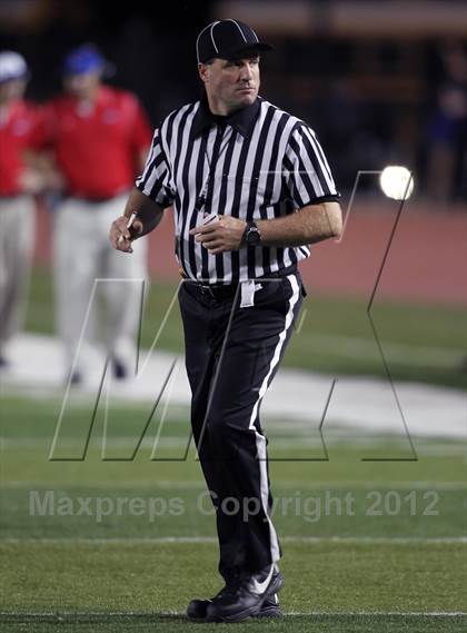 Thumbnail 2 in Rouse @ Leander photogallery.
