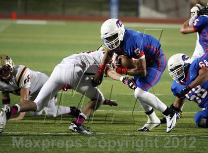 Thumbnail 2 in Rouse @ Leander photogallery.