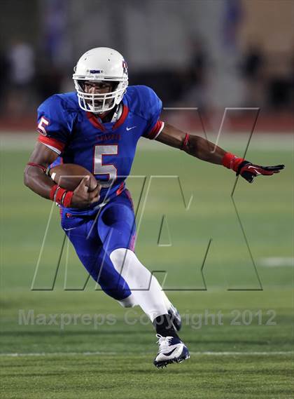 Thumbnail 2 in Rouse @ Leander photogallery.