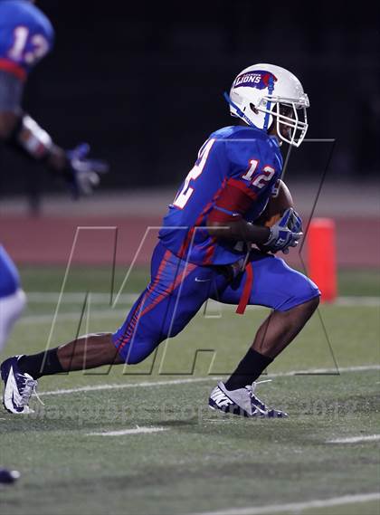 Thumbnail 3 in Rouse @ Leander photogallery.