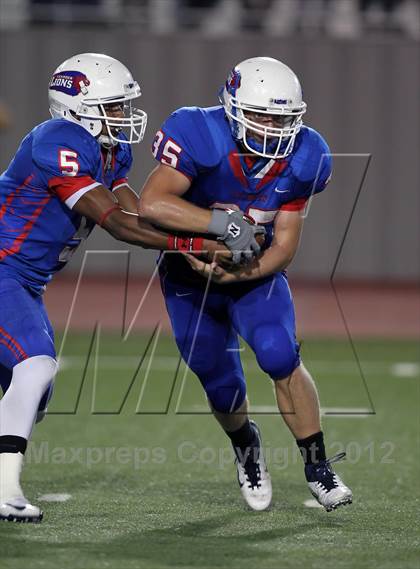 Thumbnail 2 in Rouse @ Leander photogallery.