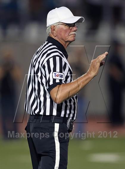 Thumbnail 3 in Rouse @ Leander photogallery.