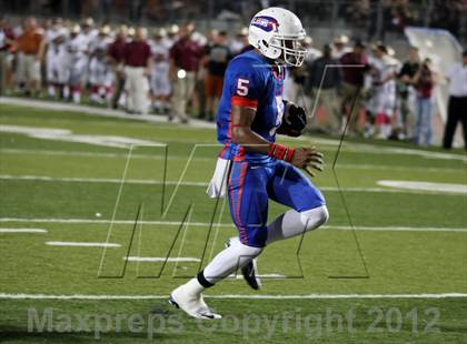 Thumbnail 1 in Rouse @ Leander photogallery.