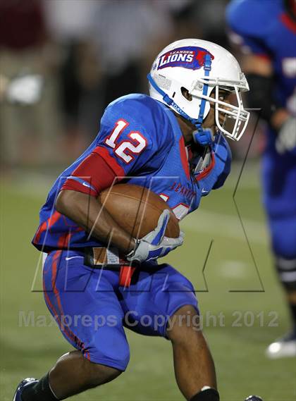 Thumbnail 1 in Rouse @ Leander photogallery.