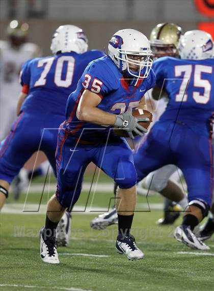Thumbnail 2 in Rouse @ Leander photogallery.