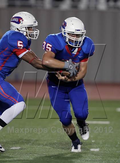 Thumbnail 1 in Rouse @ Leander photogallery.