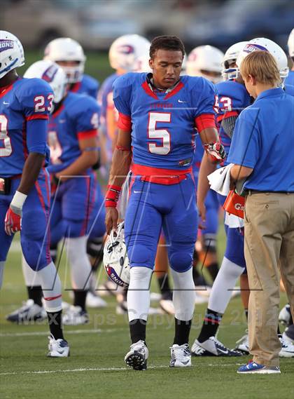 Thumbnail 3 in Rouse @ Leander photogallery.