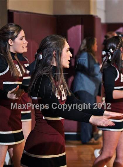 Thumbnail 1 in Christian Academy of Knoxville vs. Alcoa (Region 2-AA Semifinal) photogallery.