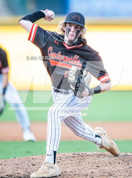 Thumbnail 3 in Centerville vs. Collinsville (UIL 2A Baseball Semifinal) photogallery.