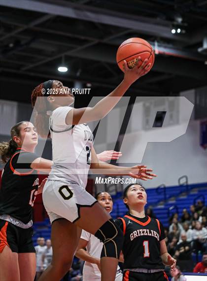 Thumbnail 1 in Bishop O'Dowd vs. California (CIF NCS Division 1 Final) photogallery.