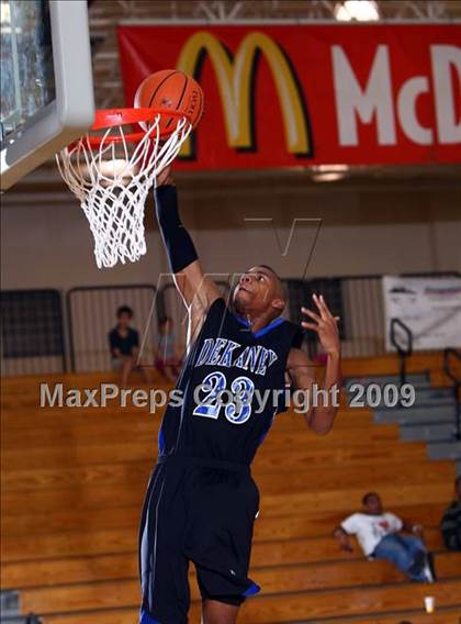Thumbnail 2 in Smithson Valley vs. Dekaney (McDonalds Texas Invitational) photogallery.