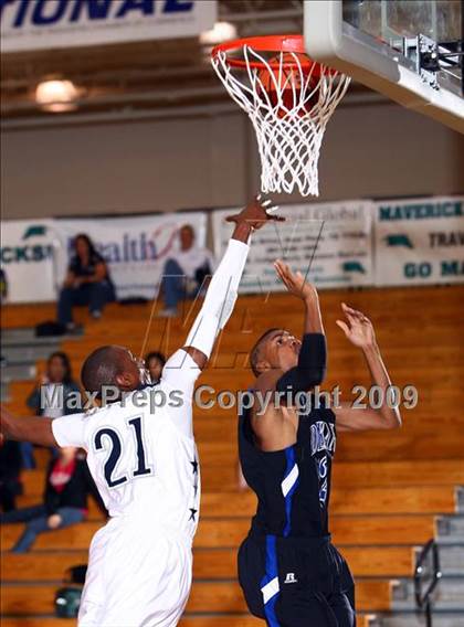 Thumbnail 2 in Smithson Valley vs. Dekaney (McDonalds Texas Invitational) photogallery.