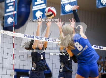 Thumbnail 2 in McKinney Boyd @ Plano West photogallery.