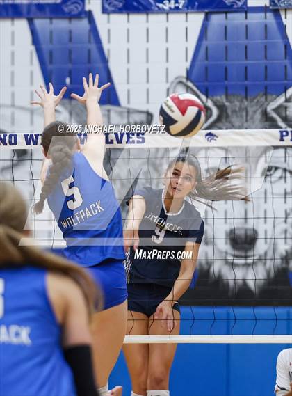 Thumbnail 3 in McKinney Boyd @ Plano West photogallery.
