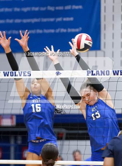 Thumbnail 3 in McKinney Boyd @ Plano West photogallery.
