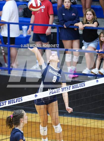 Thumbnail 2 in McKinney Boyd @ Plano West photogallery.