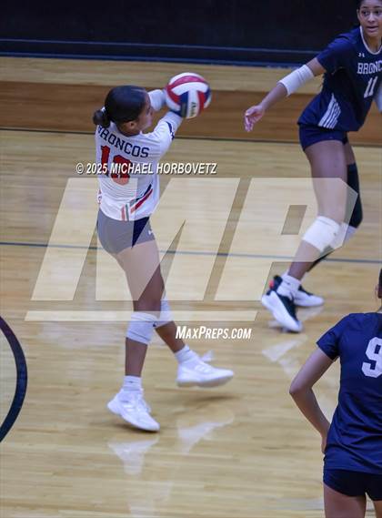 Thumbnail 2 in McKinney Boyd @ Plano West photogallery.