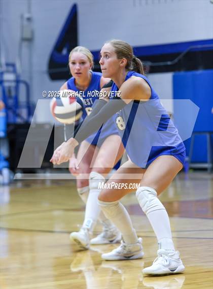 Thumbnail 3 in McKinney Boyd @ Plano West photogallery.