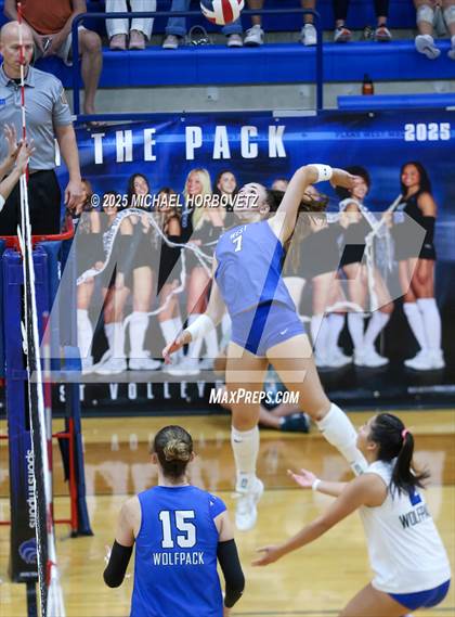 Thumbnail 2 in McKinney Boyd @ Plano West photogallery.
