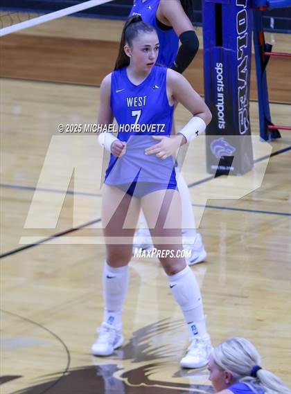 Thumbnail 2 in McKinney Boyd @ Plano West photogallery.