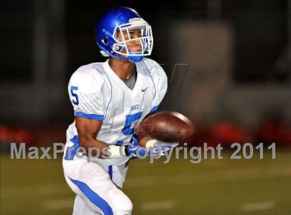 Thumbnail 1 in Etiwanda vs. Norco photogallery.