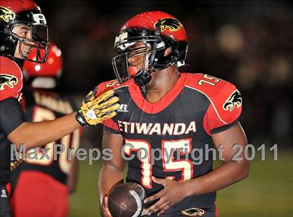 Thumbnail 1 in Etiwanda vs. Norco photogallery.