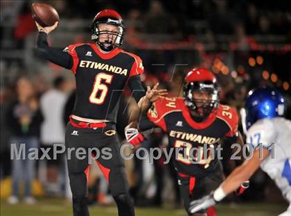 Thumbnail 1 in Etiwanda vs. Norco photogallery.