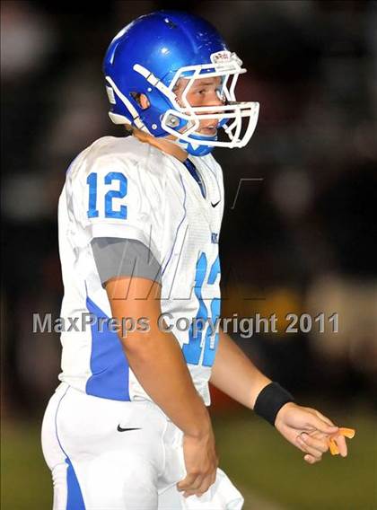 Thumbnail 2 in Etiwanda vs. Norco photogallery.