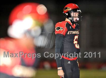 Thumbnail 2 in Etiwanda vs. Norco photogallery.
