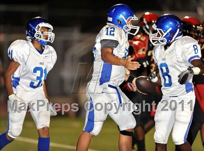 Thumbnail 2 in Etiwanda vs. Norco photogallery.