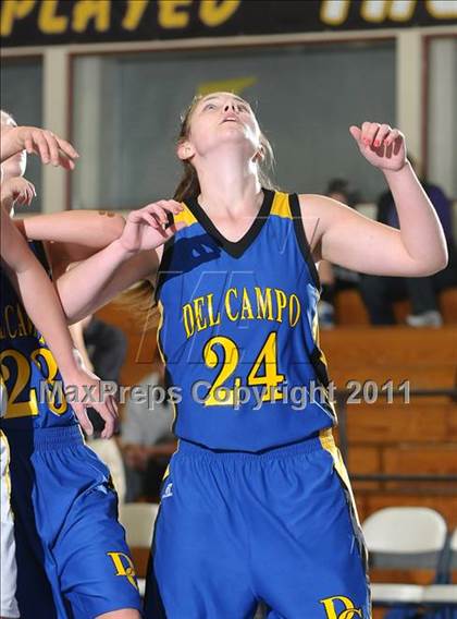 Thumbnail 3 in Del Campo vs. Oak Ridge (Trojan Toss-Up) photogallery.