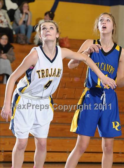 Thumbnail 3 in Del Campo vs. Oak Ridge (Trojan Toss-Up) photogallery.