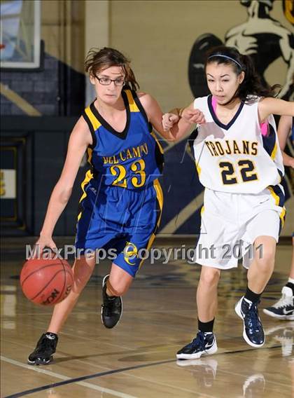 Thumbnail 3 in Del Campo vs. Oak Ridge (Trojan Toss-Up) photogallery.