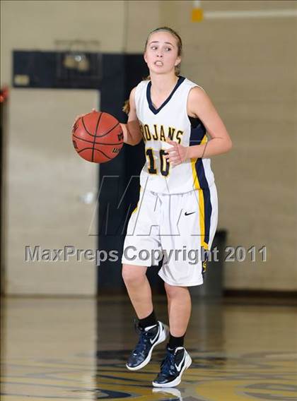 Thumbnail 2 in Del Campo vs. Oak Ridge (Trojan Toss-Up) photogallery.
