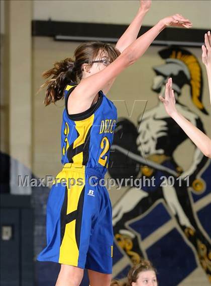 Thumbnail 3 in Del Campo vs. Oak Ridge (Trojan Toss-Up) photogallery.