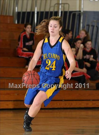 Thumbnail 1 in Del Campo vs. Oak Ridge (Trojan Toss-Up) photogallery.