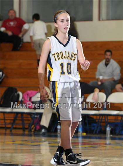 Thumbnail 1 in Del Campo vs. Oak Ridge (Trojan Toss-Up) photogallery.