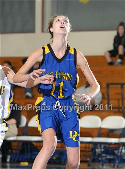 Thumbnail 3 in Del Campo vs. Oak Ridge (Trojan Toss-Up) photogallery.