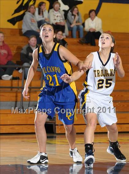 Thumbnail 1 in Del Campo vs. Oak Ridge (Trojan Toss-Up) photogallery.