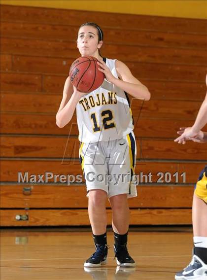 Thumbnail 2 in Del Campo vs. Oak Ridge (Trojan Toss-Up) photogallery.