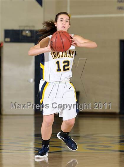 Thumbnail 1 in Del Campo vs. Oak Ridge (Trojan Toss-Up) photogallery.