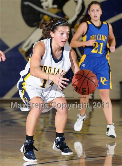 Thumbnail 3 in Del Campo vs. Oak Ridge (Trojan Toss-Up) photogallery.