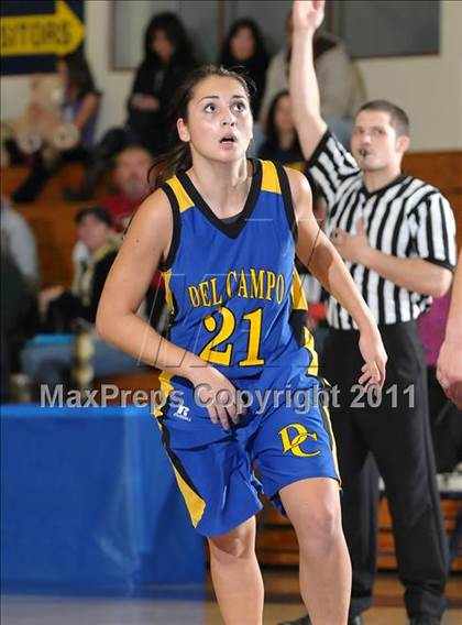 Thumbnail 2 in Del Campo vs. Oak Ridge (Trojan Toss-Up) photogallery.