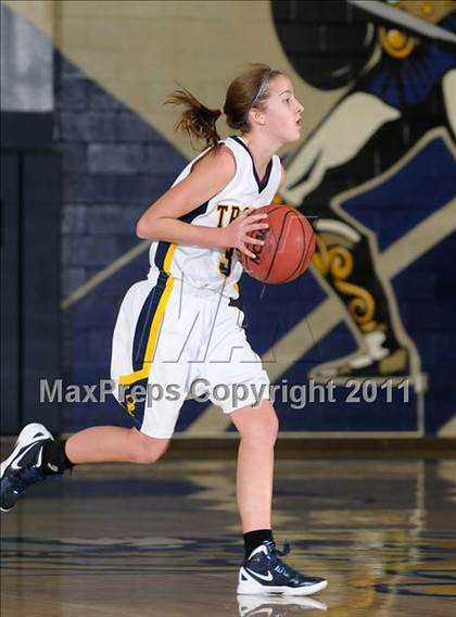 Thumbnail 1 in Del Campo vs. Oak Ridge (Trojan Toss-Up) photogallery.