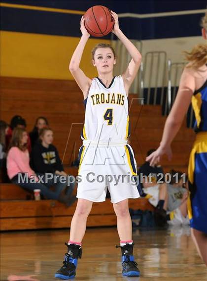 Thumbnail 3 in Del Campo vs. Oak Ridge (Trojan Toss-Up) photogallery.