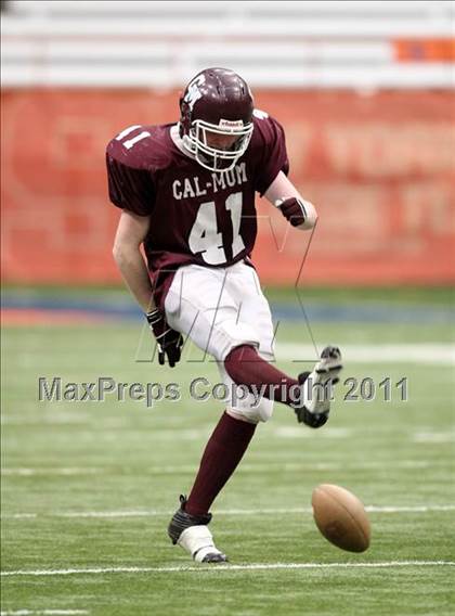 Thumbnail 3 in Tuckahoe vs. Caledonia-Mumford (NYSPHSAA Class D Final) photogallery.