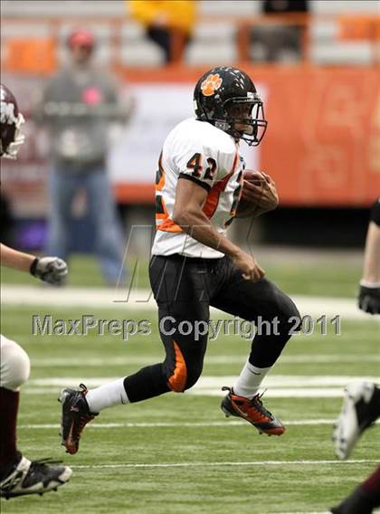 Thumbnail 1 in Tuckahoe vs. Caledonia-Mumford (NYSPHSAA Class D Final) photogallery.