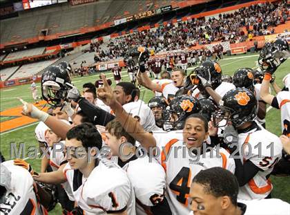 Thumbnail 3 in Tuckahoe vs. Caledonia-Mumford (NYSPHSAA Class D Final) photogallery.